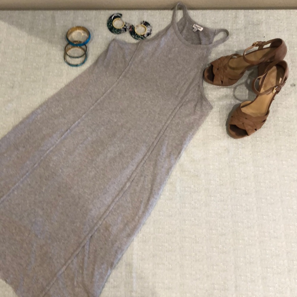 Splendid gray midi dress